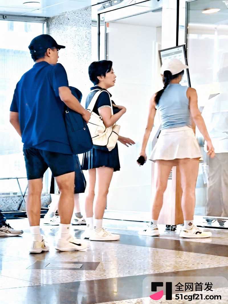 52岁刘恺威再传新恋情 11