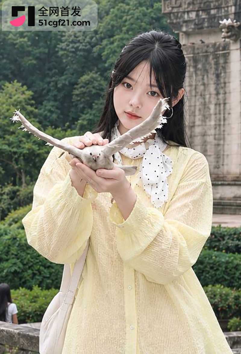 海南大学李玥性爱私拍流出 3 拷贝