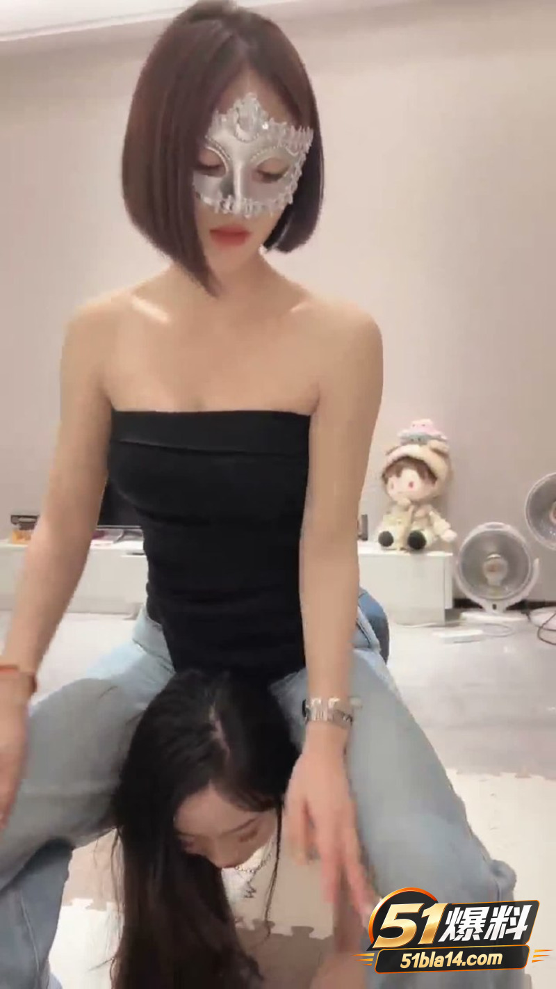 玩物社交百合女王 橙宝 在线直播调教超美双女奴 深情舌吻互相虐待 肥臀坐脸玩到失神