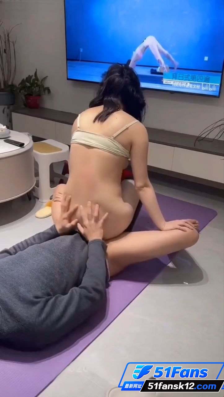 海角社区 亲姐姐瑜伽相关图片 2