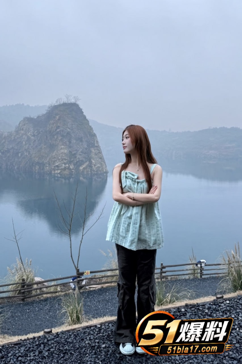IMAGE 20261012 15:42:44