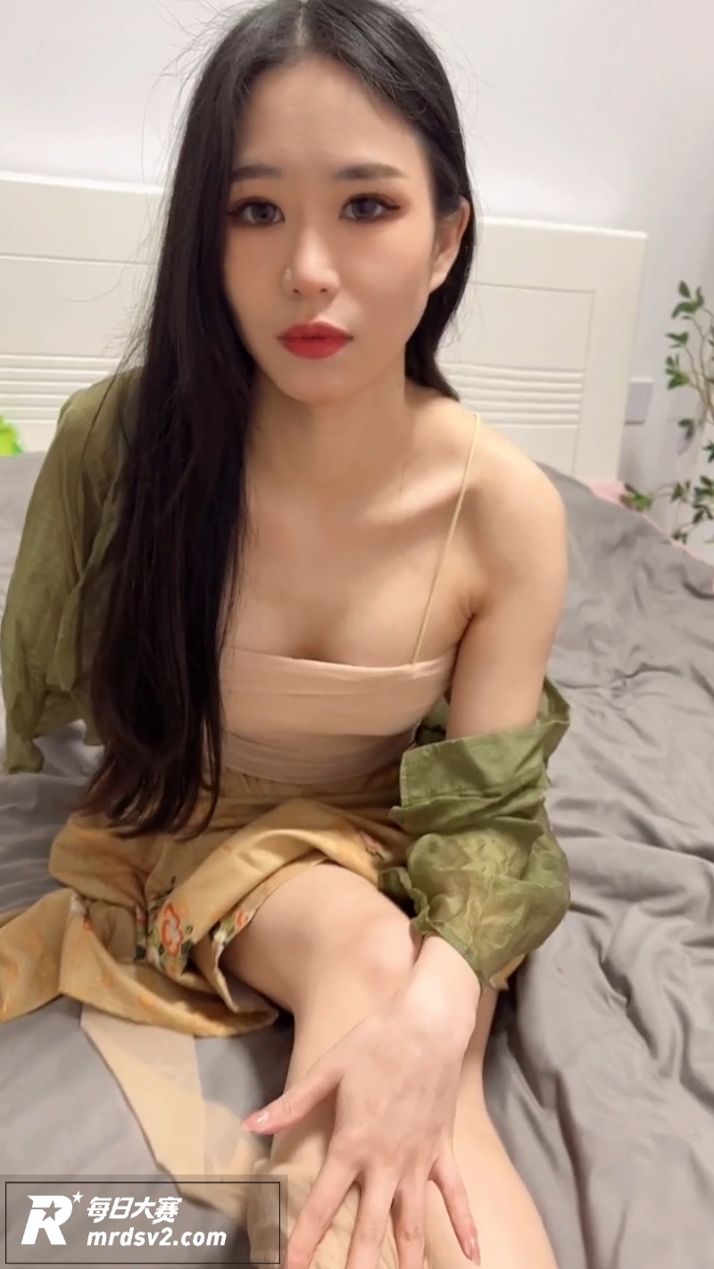 抖音高颜值网红 宵夜相关图片1