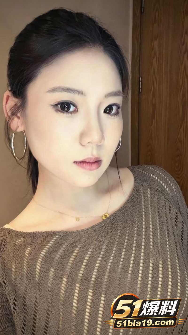 1016 281