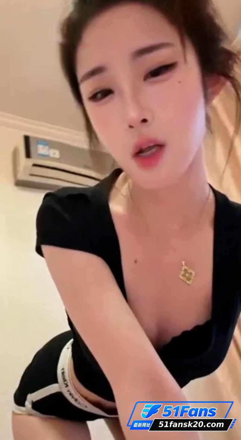 抖音高颜值福利姬 蛇相关图片 7