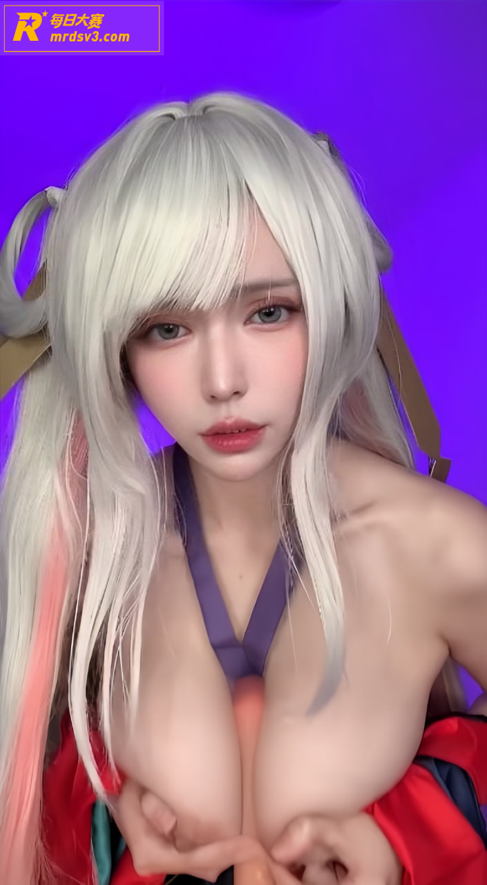推特巨乳网黄 CRY相关图片1