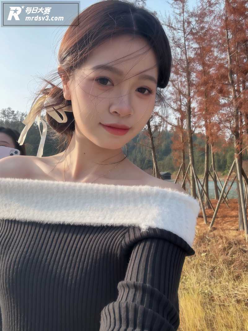 极品反差女大私拍泄密相关图片3