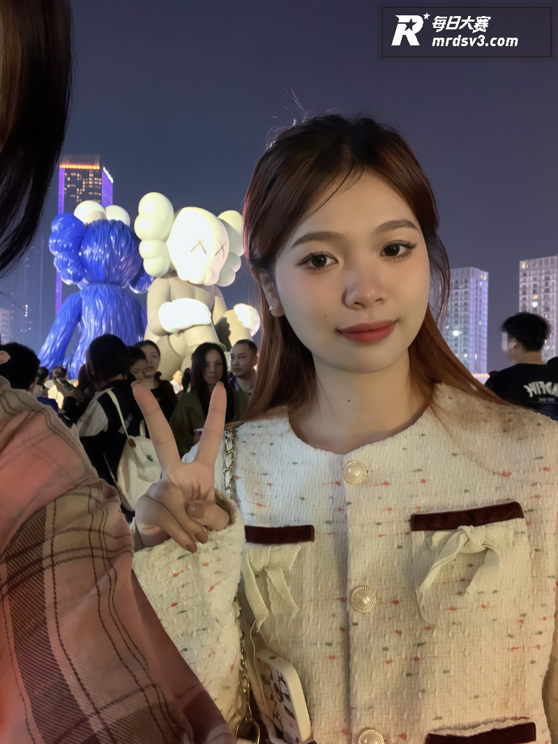 极品反差女大私拍泄密相关图片5